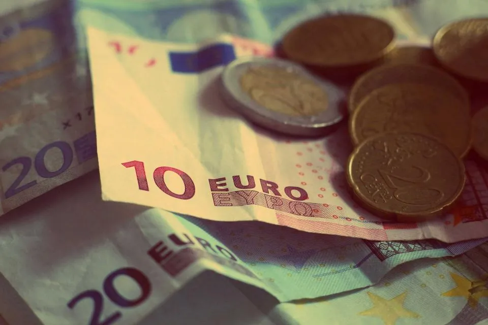 Euro banknotes and coins, the Italian tax on income the United States taxes as well